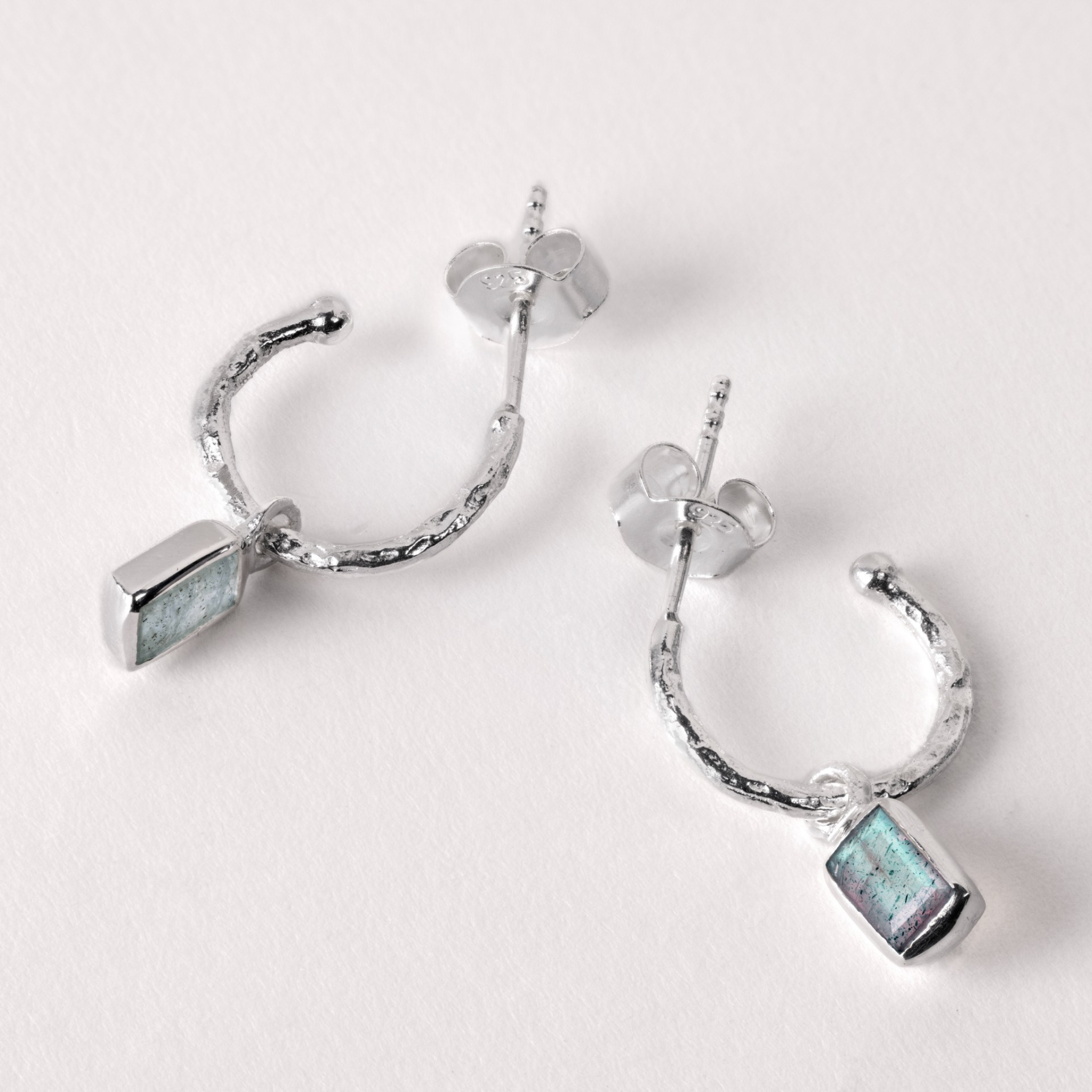 Manhattan Huggies in Labradorite