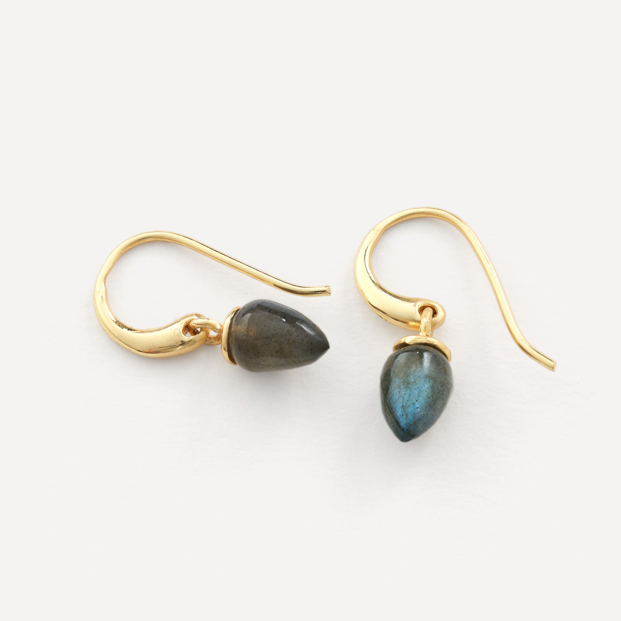 Relic Droplet Earring in Labradorite