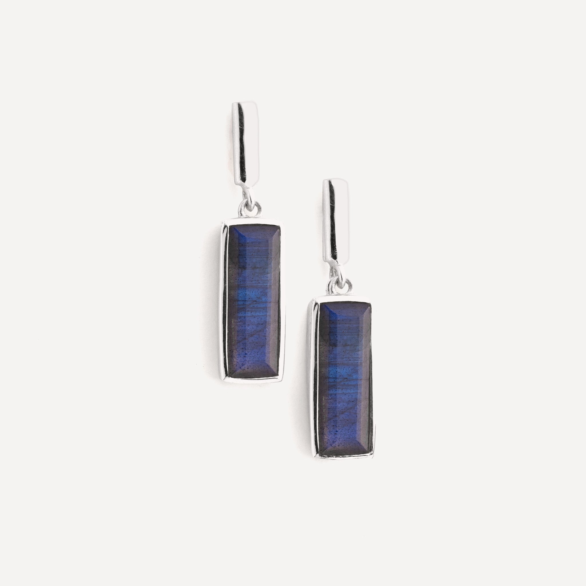 Manhattan Drop Earring in Labradorite