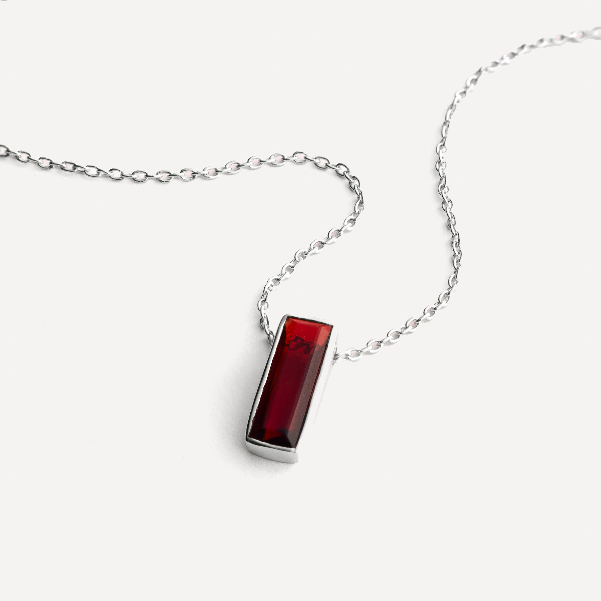 Manhattan Pendant Necklace