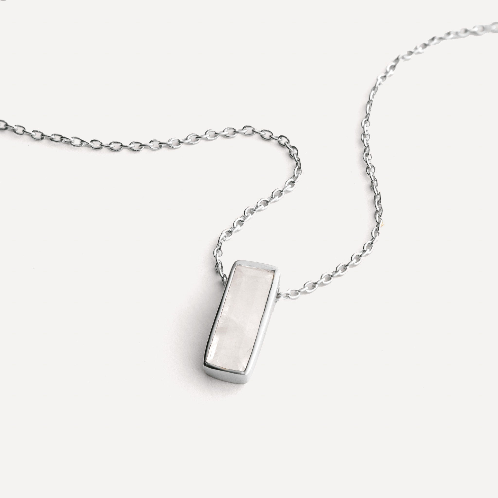 Manhattan Pendant Necklace