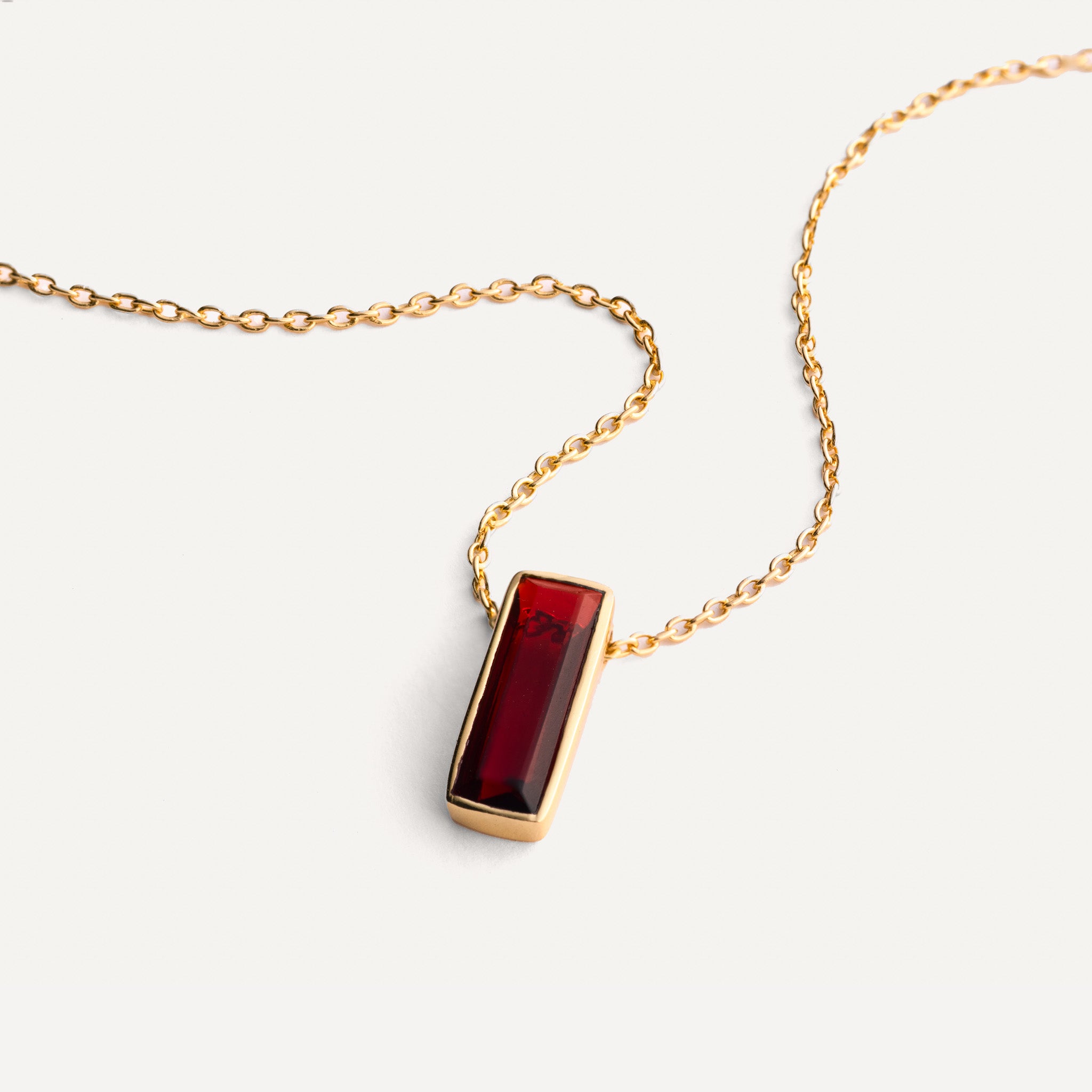 Manhattan Pendant Necklace
