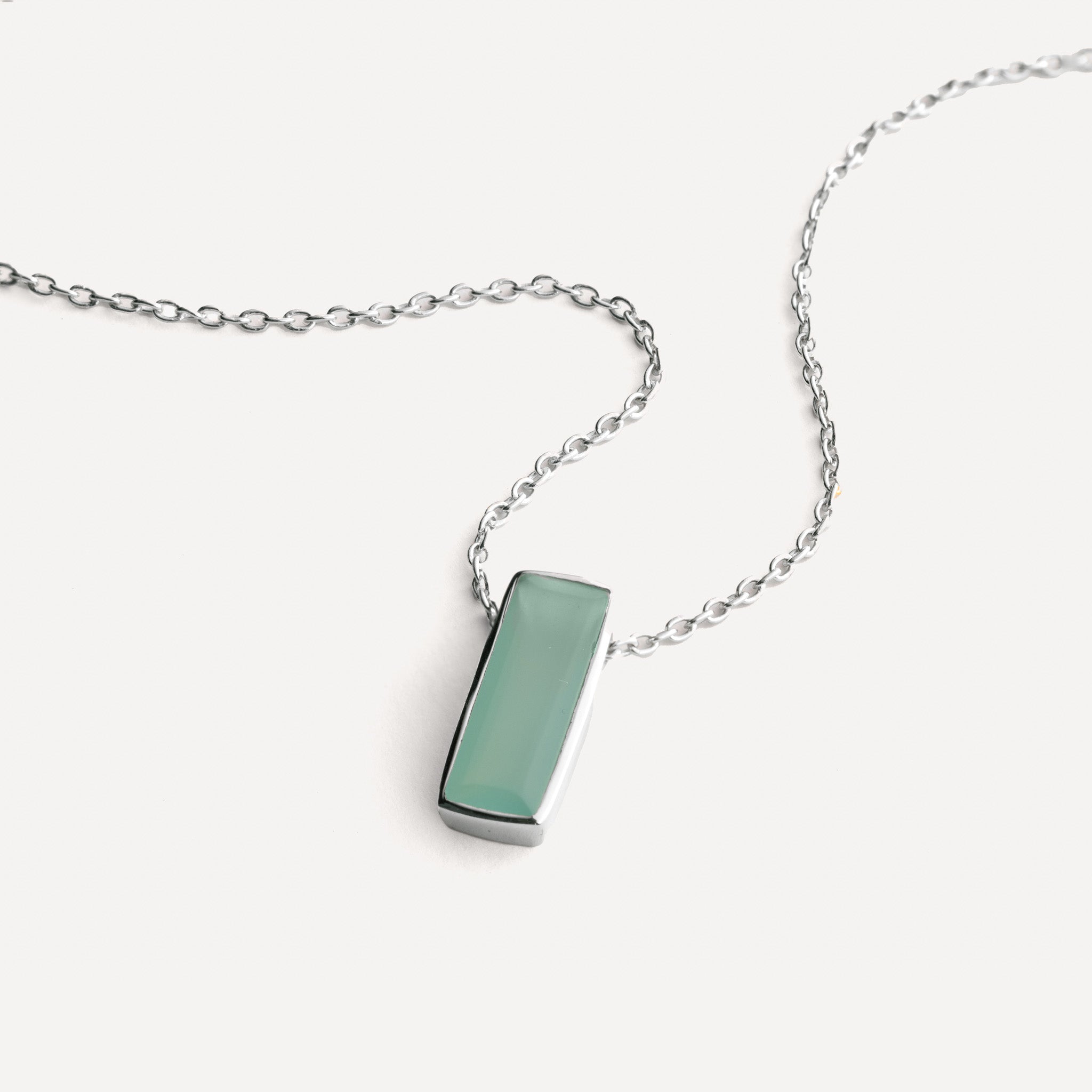 Manhattan Pendant Necklace
