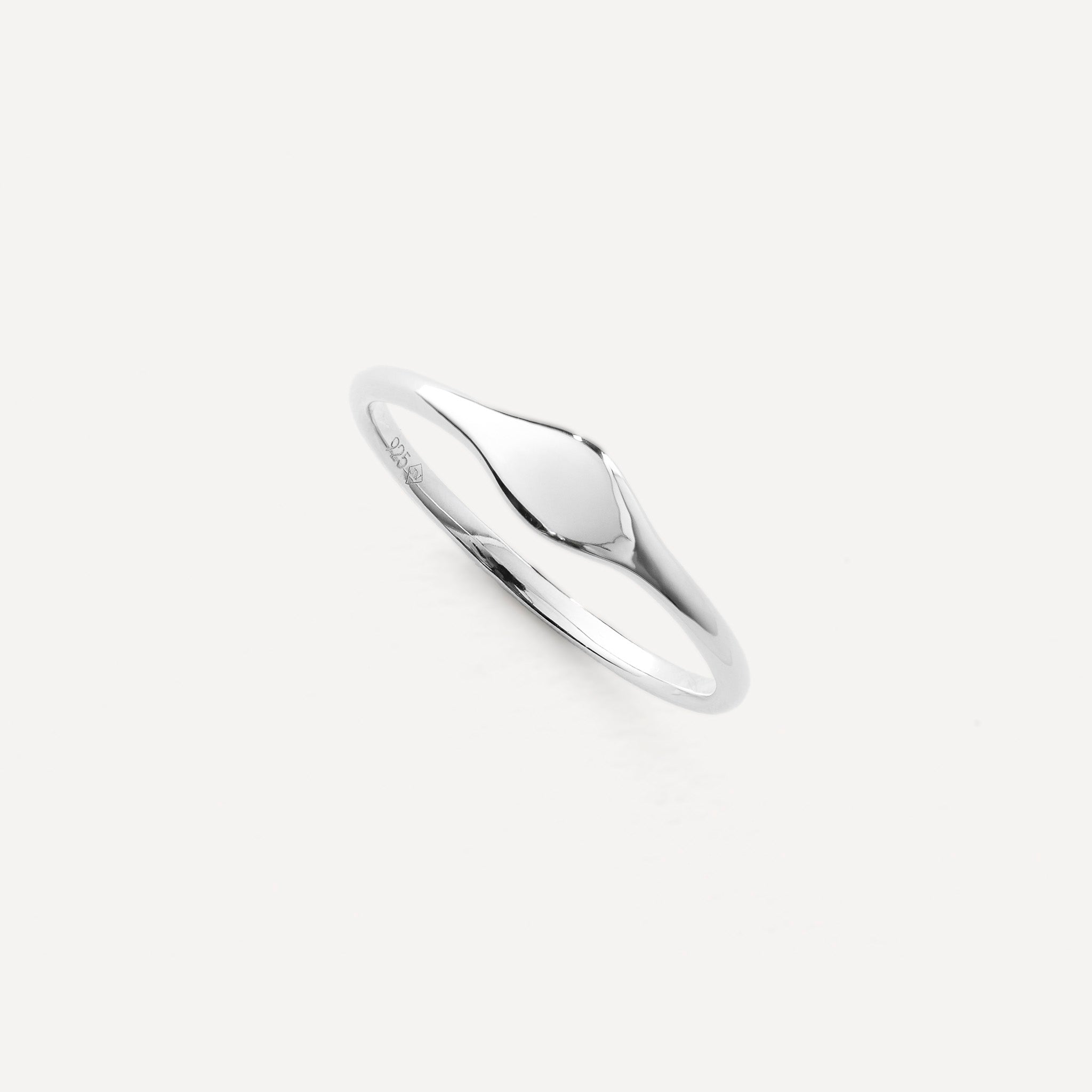 Mini Signet Ring