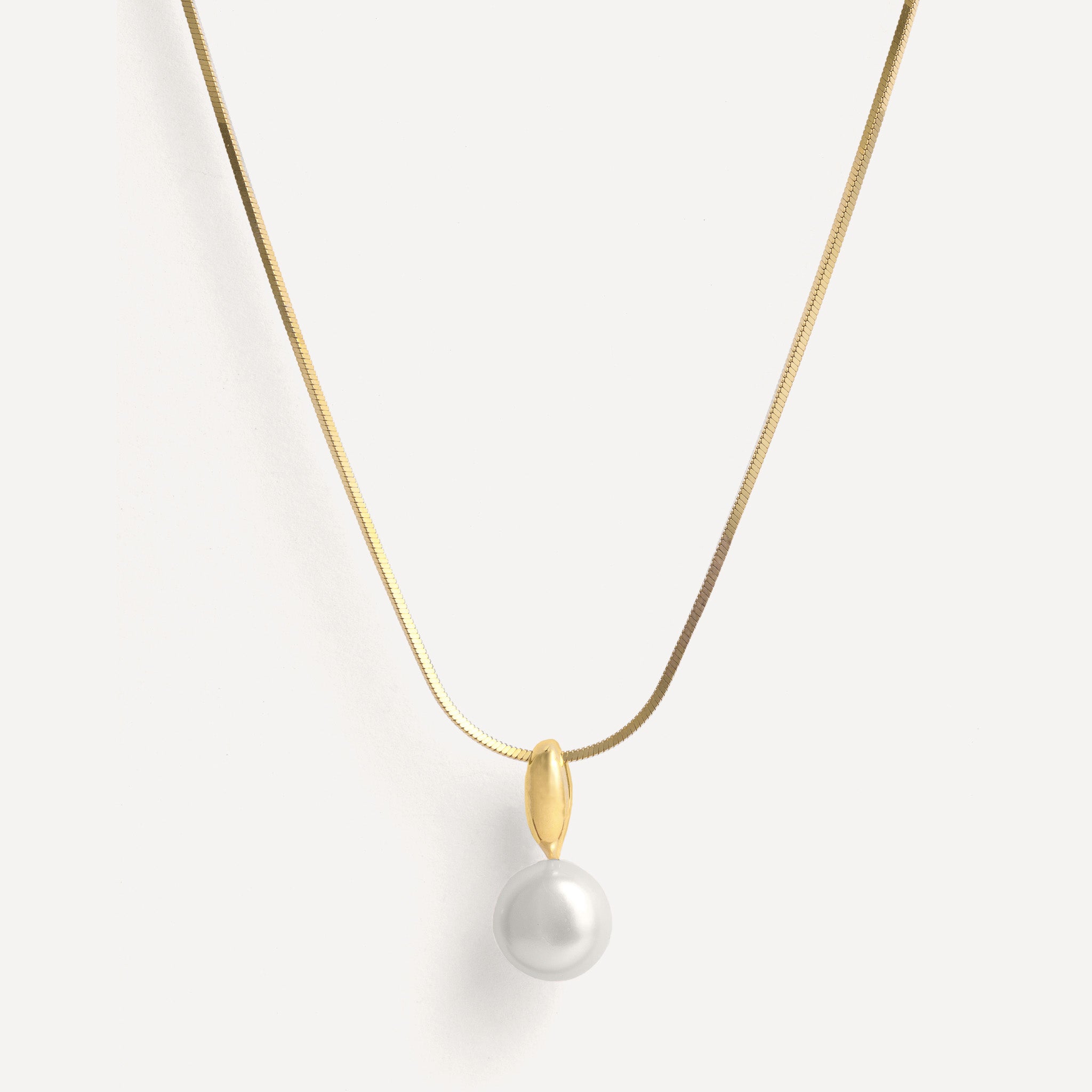 Mabel Pendant Necklace