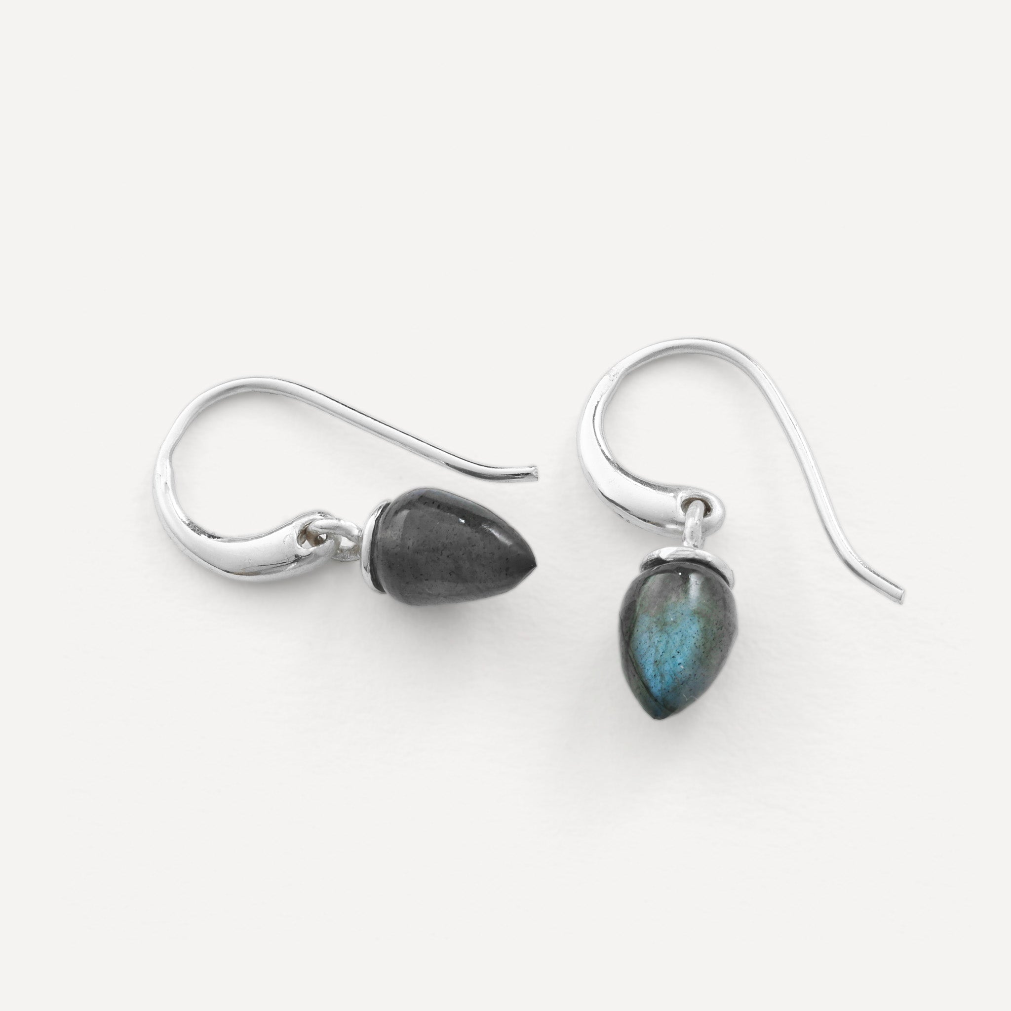 Relic Droplet Earring in Labradorite