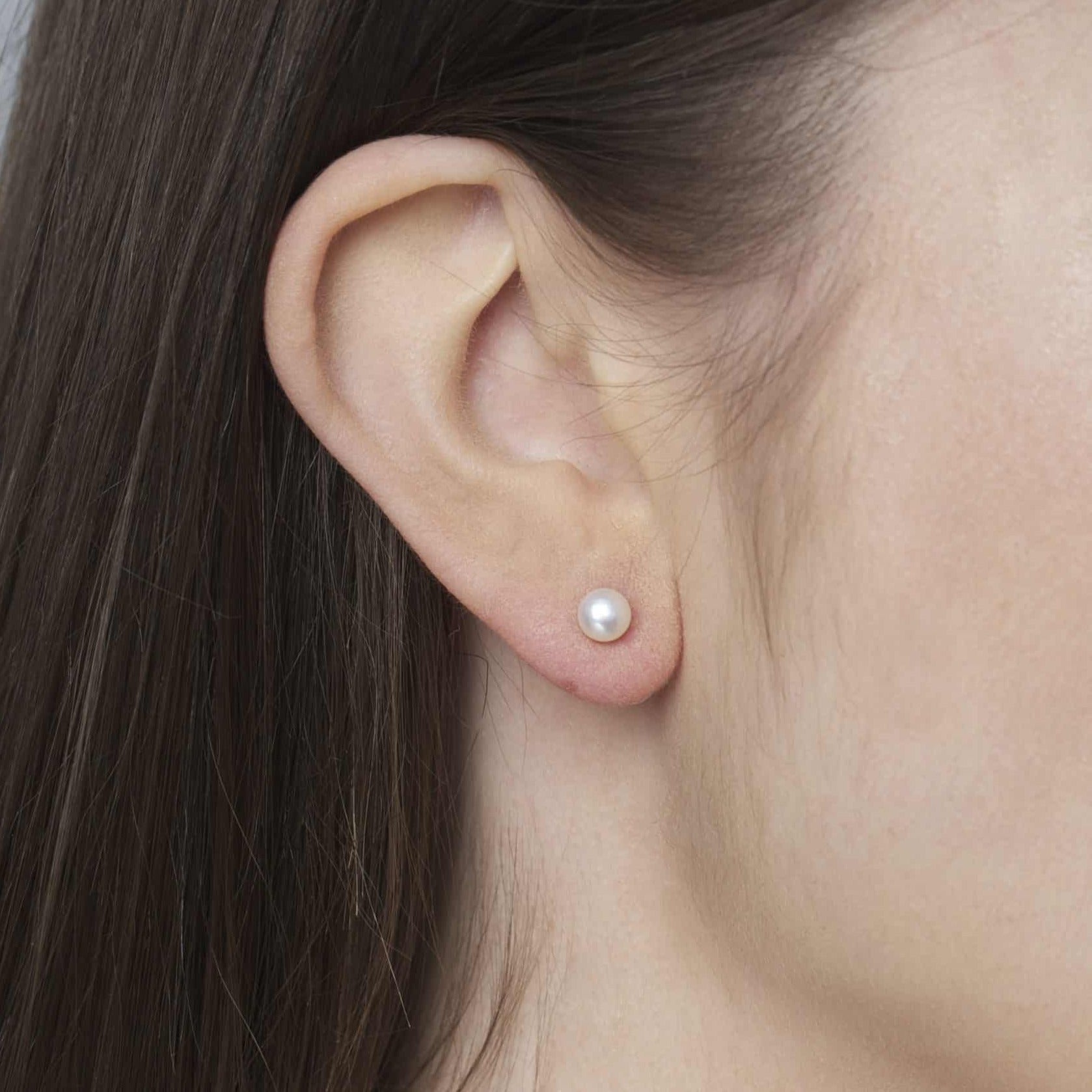 small_pearl_white_studs_2.jpg