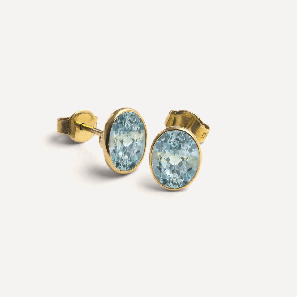 Aquamarine 18ct Gold Studs