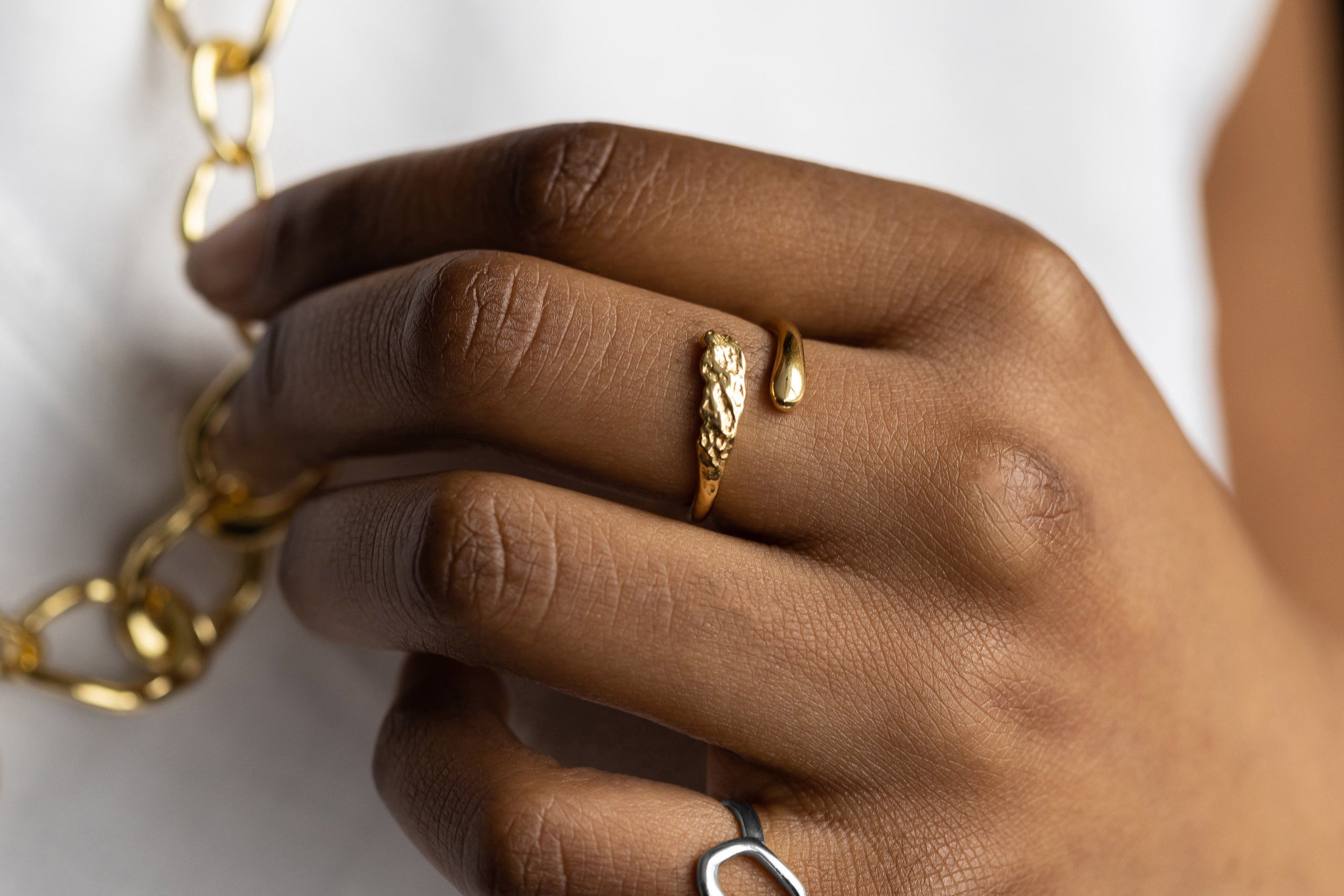 Ring features a handcut natural dapple shape and is crafted from sterling silver or 18ct gold vermeil.
