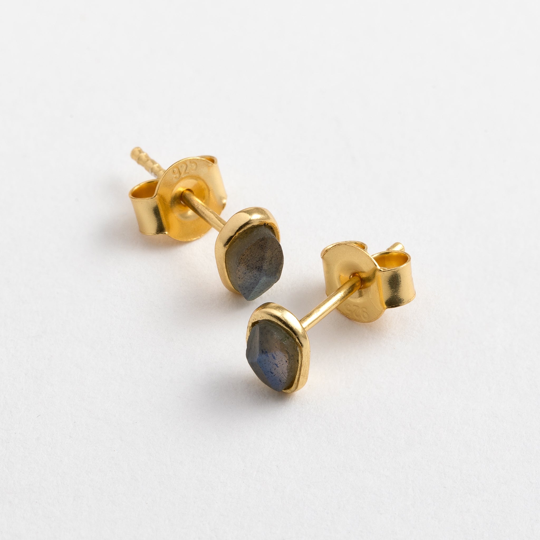 Stud features a sparkling, handcut natural gemstone and is crafted from sterling silver or 18ct gold vermeil.
