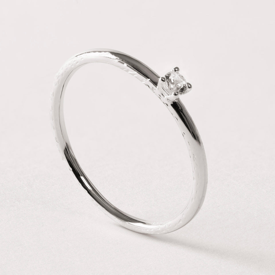 Ara Solitaire Ring