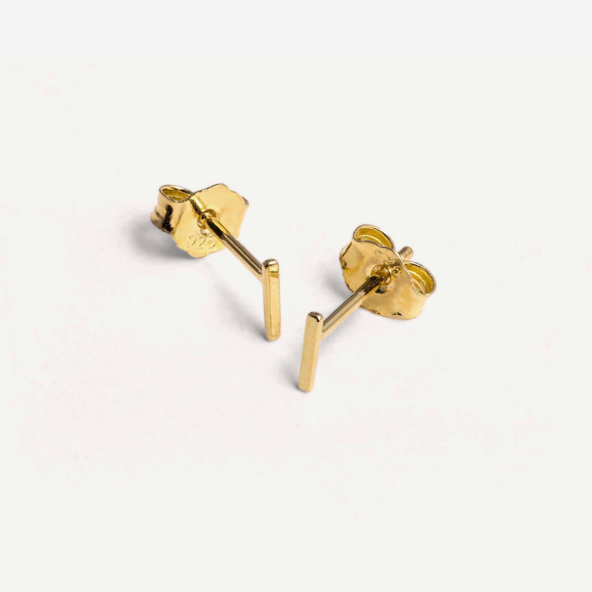 Icon 9ct Bar Studs