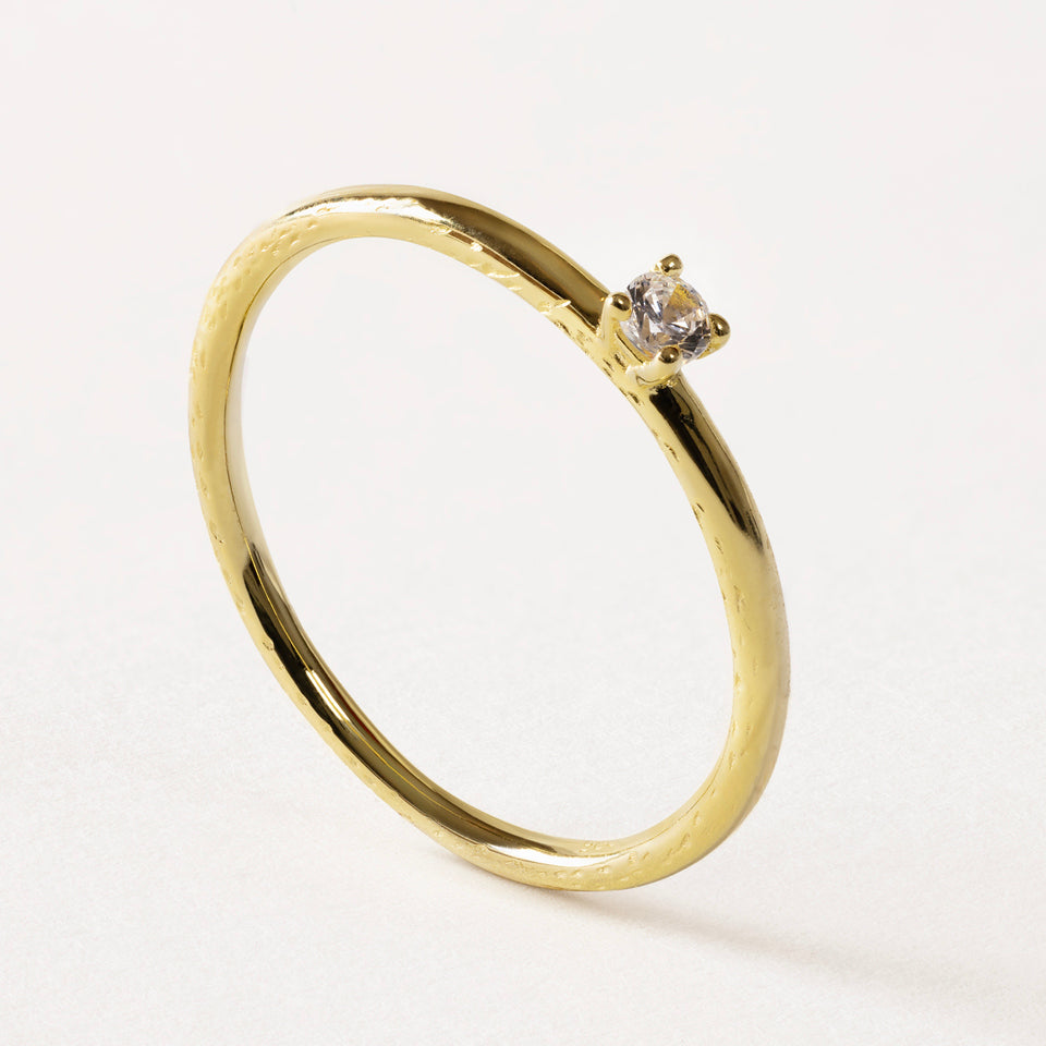 Ara Solitaire Ring