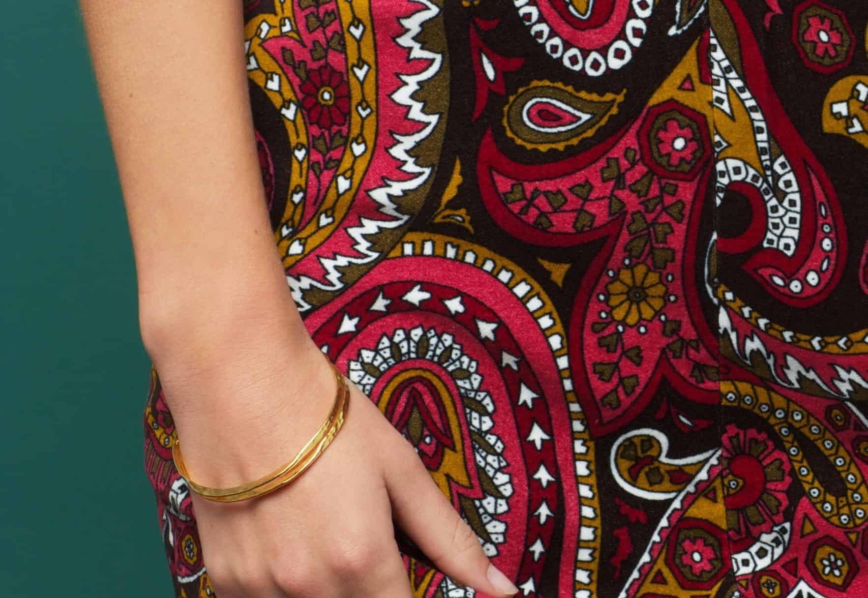 bangle_gold_1.jpg