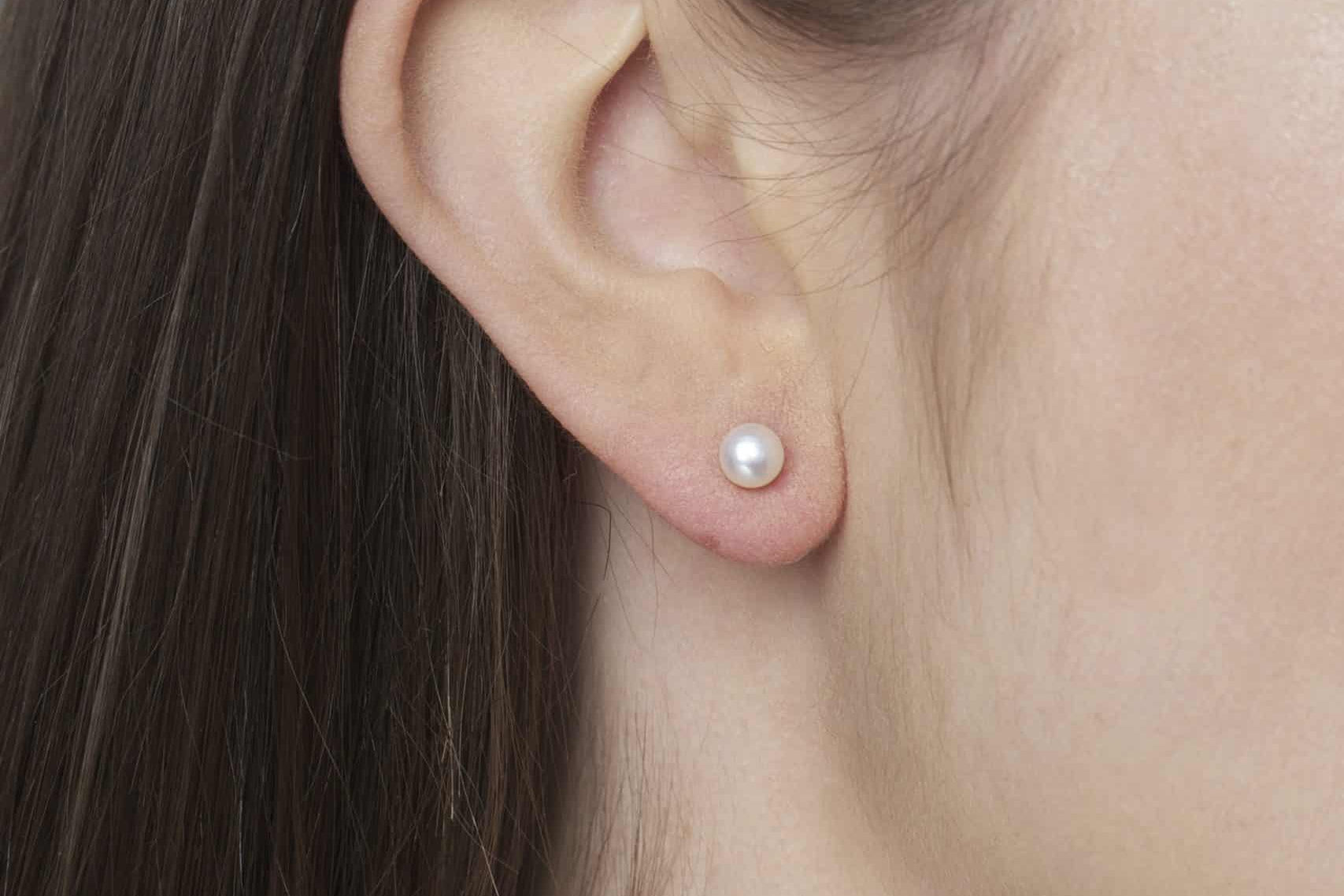 small_pearl_white_studs_3.jpg